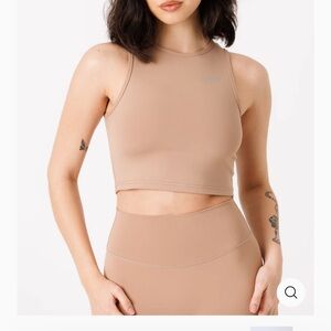 Onset active crop top